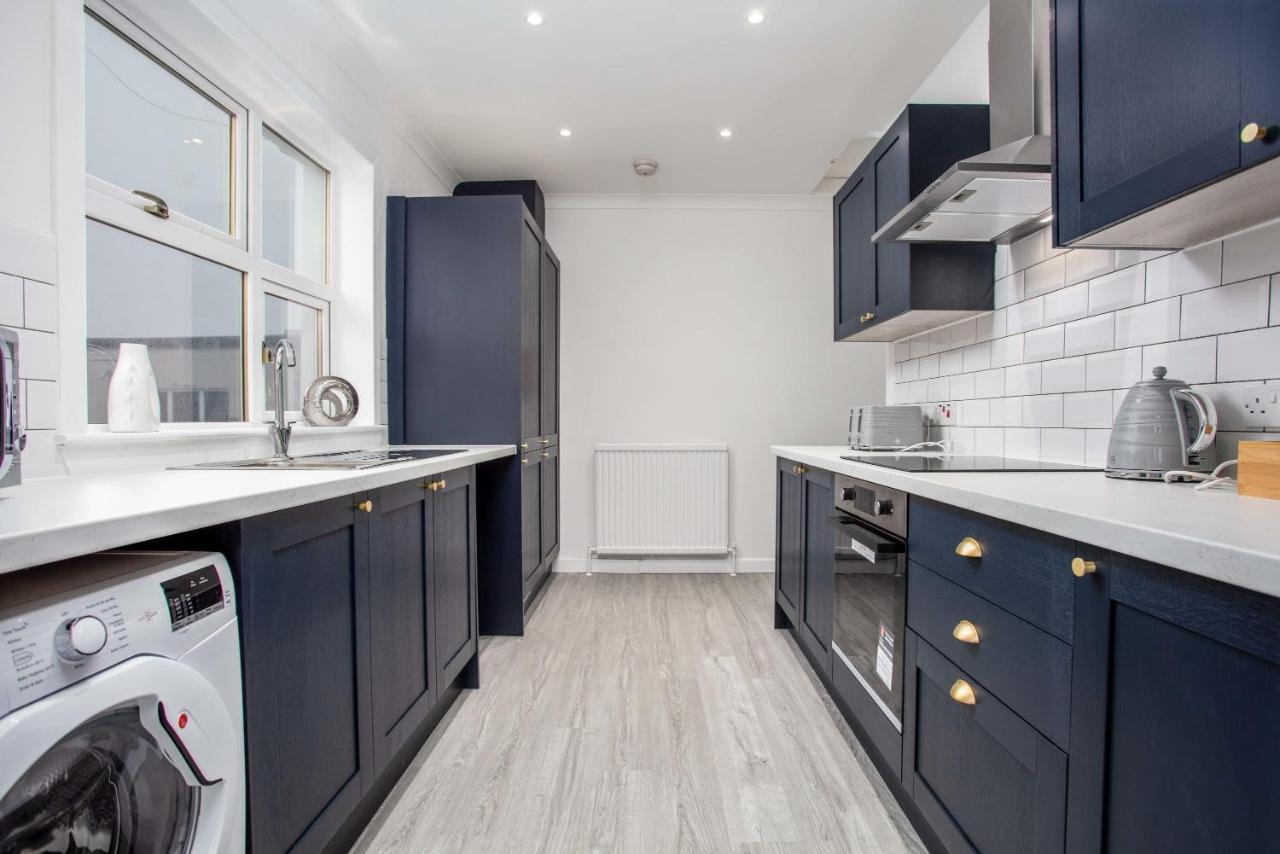 Wellington View - Donnini Apartments Ayr Exterior photo